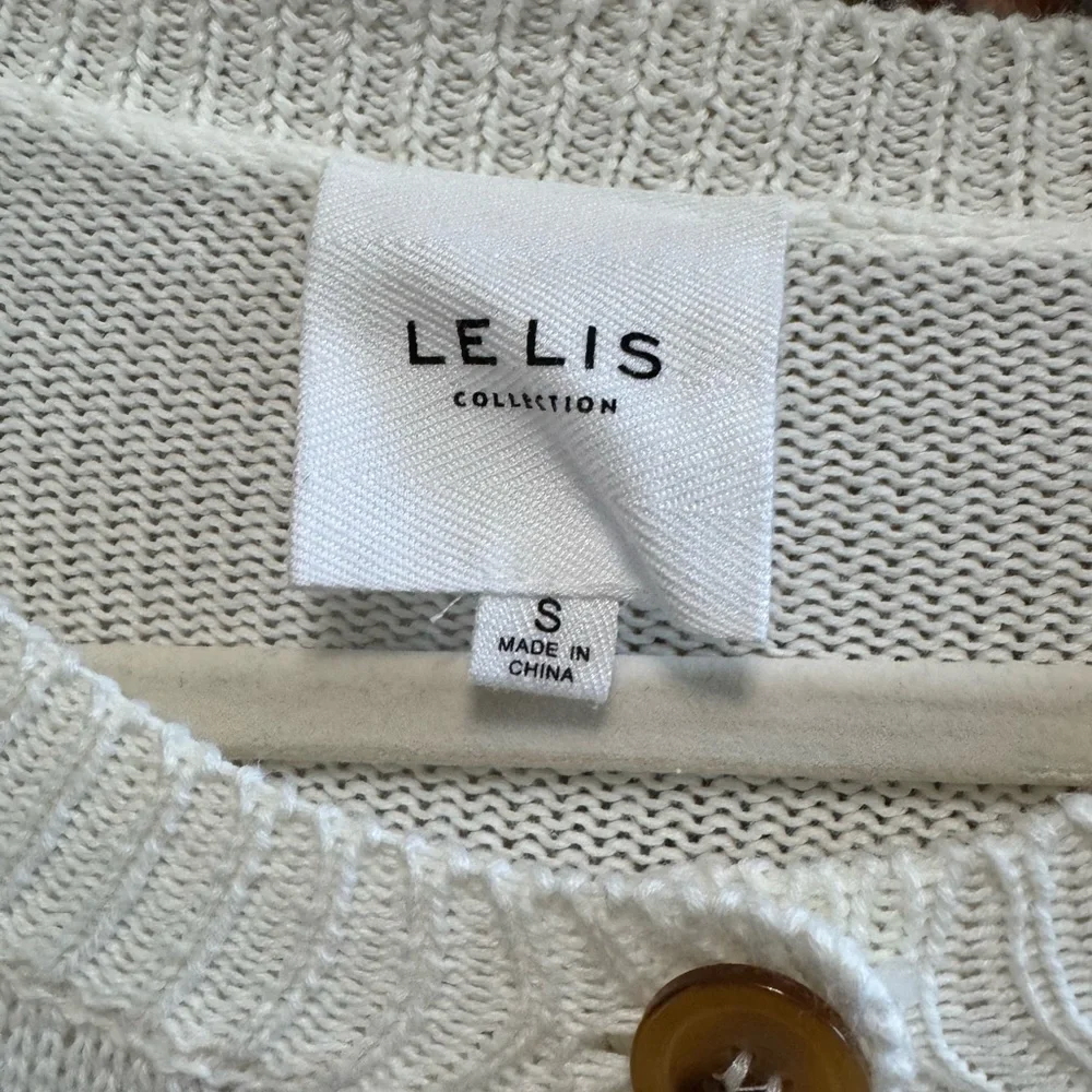 Le Lis White Cardigan with Horse Design - Picture 2 of 2